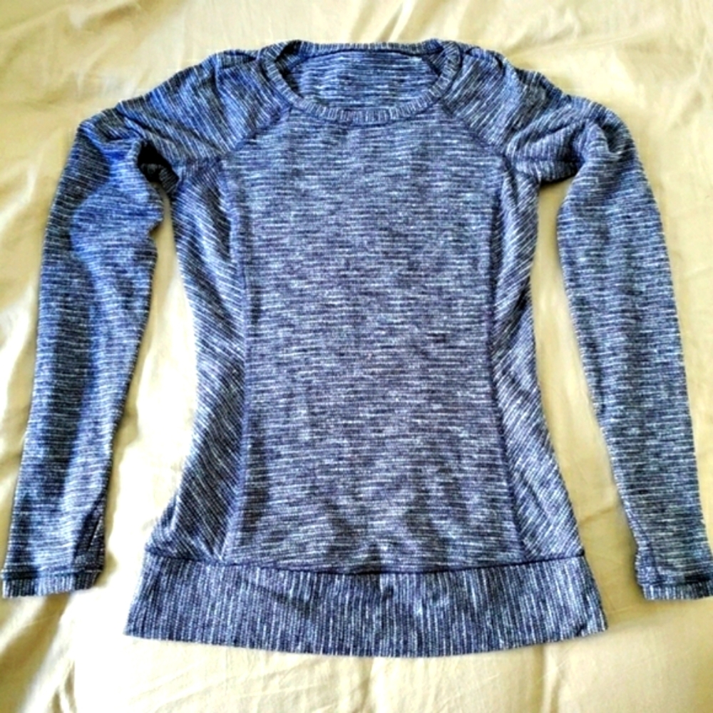 Lululemon Swifty Tech Long Sleeve. 6. Dark Gray/Black.